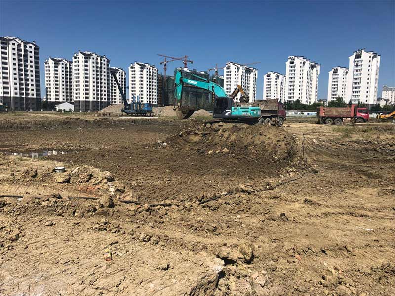 無錫土石方企業(yè)啟用人工挖地前會根據(jù)土壤分類去施工