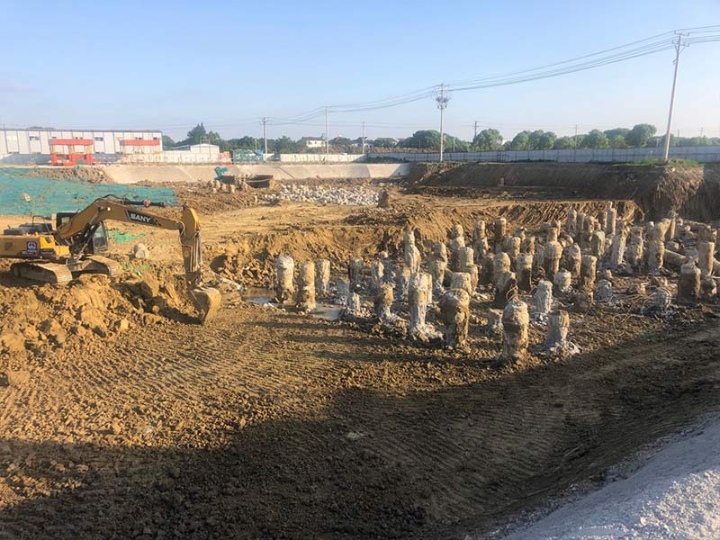 無錫土石方開挖前需對施工區(qū)域內(nèi)的地形和地貌進行詳細的了解